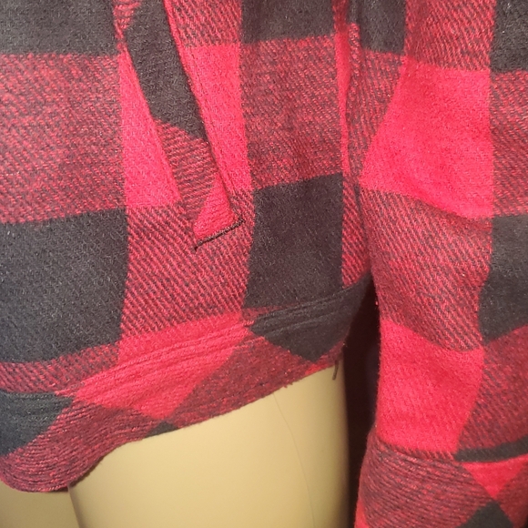 NWT - Torrid brand - Size Large, Red Buffalo Plaid jacket. - Picture 4 of 9